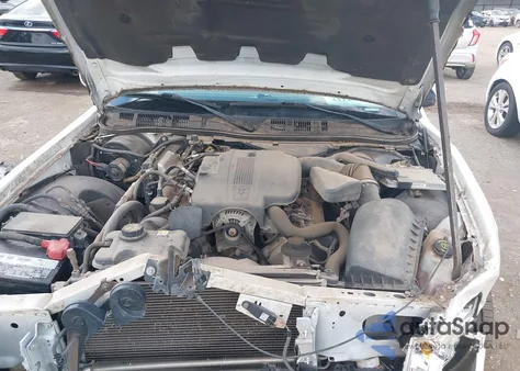 2010 Mercury Grand Marquis Ls (Fleet Only) from USA, damaged, VIN 2MEBM7FV9AX613437